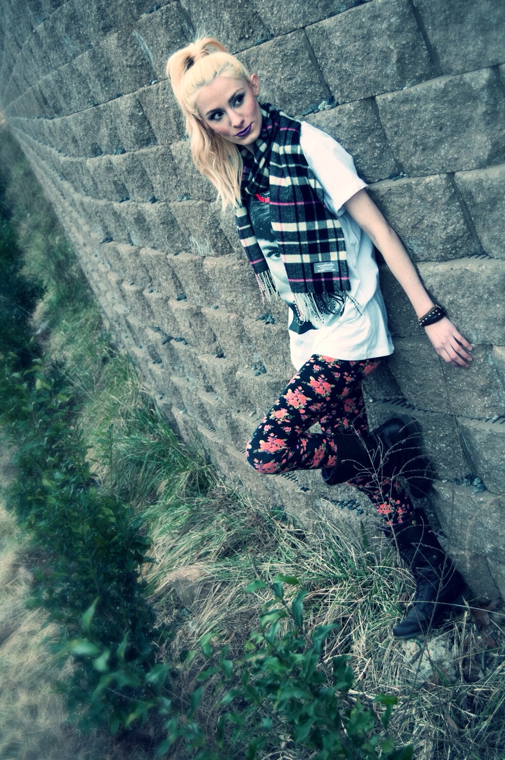 It seems as though I was inspired by I Dream of Jeanie for my hair today...