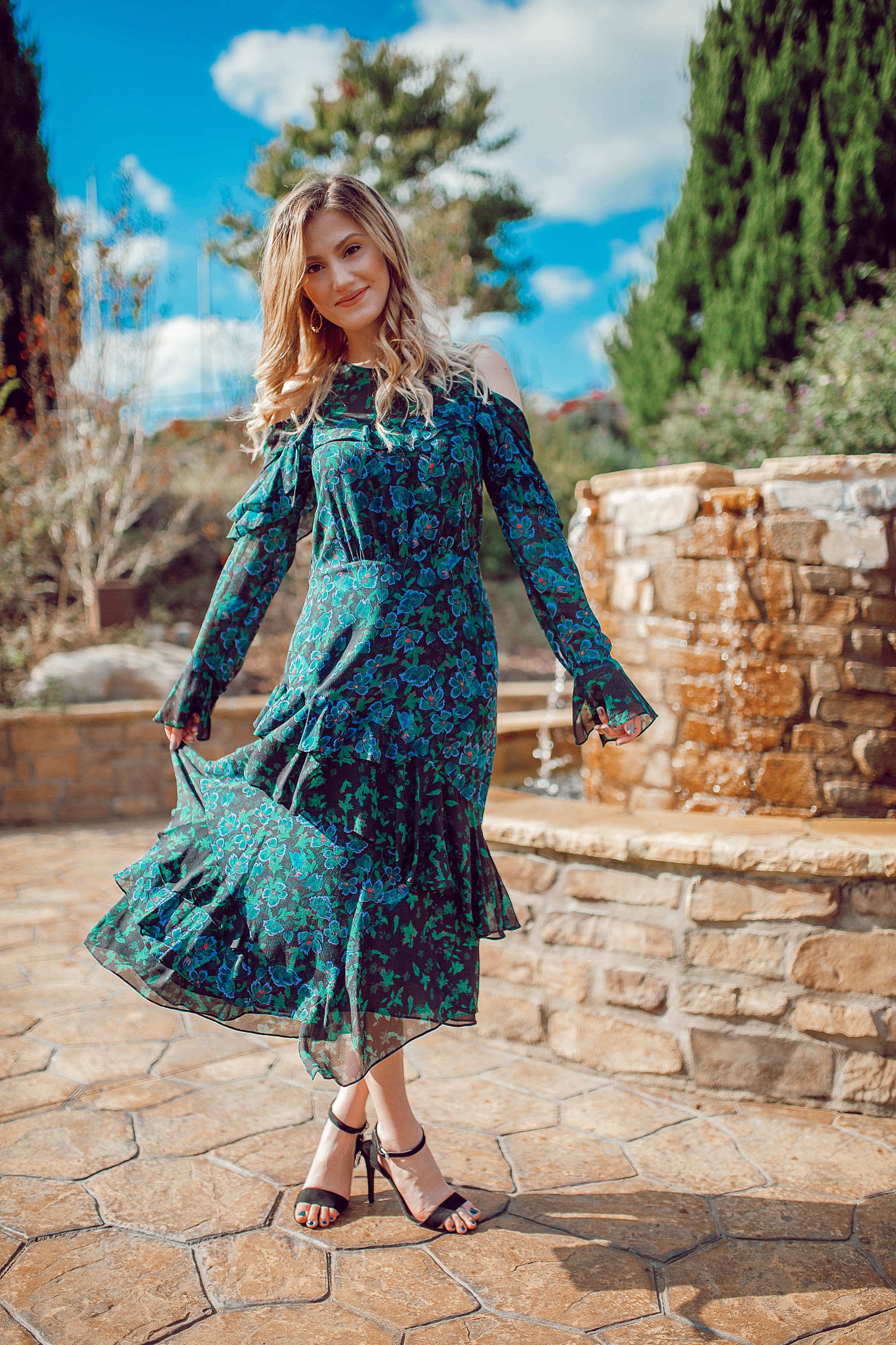What to Wear to a Fall Wedding | Fall cocktail dresses for formal events by North Carolina fashion blogger Jessica Linn.