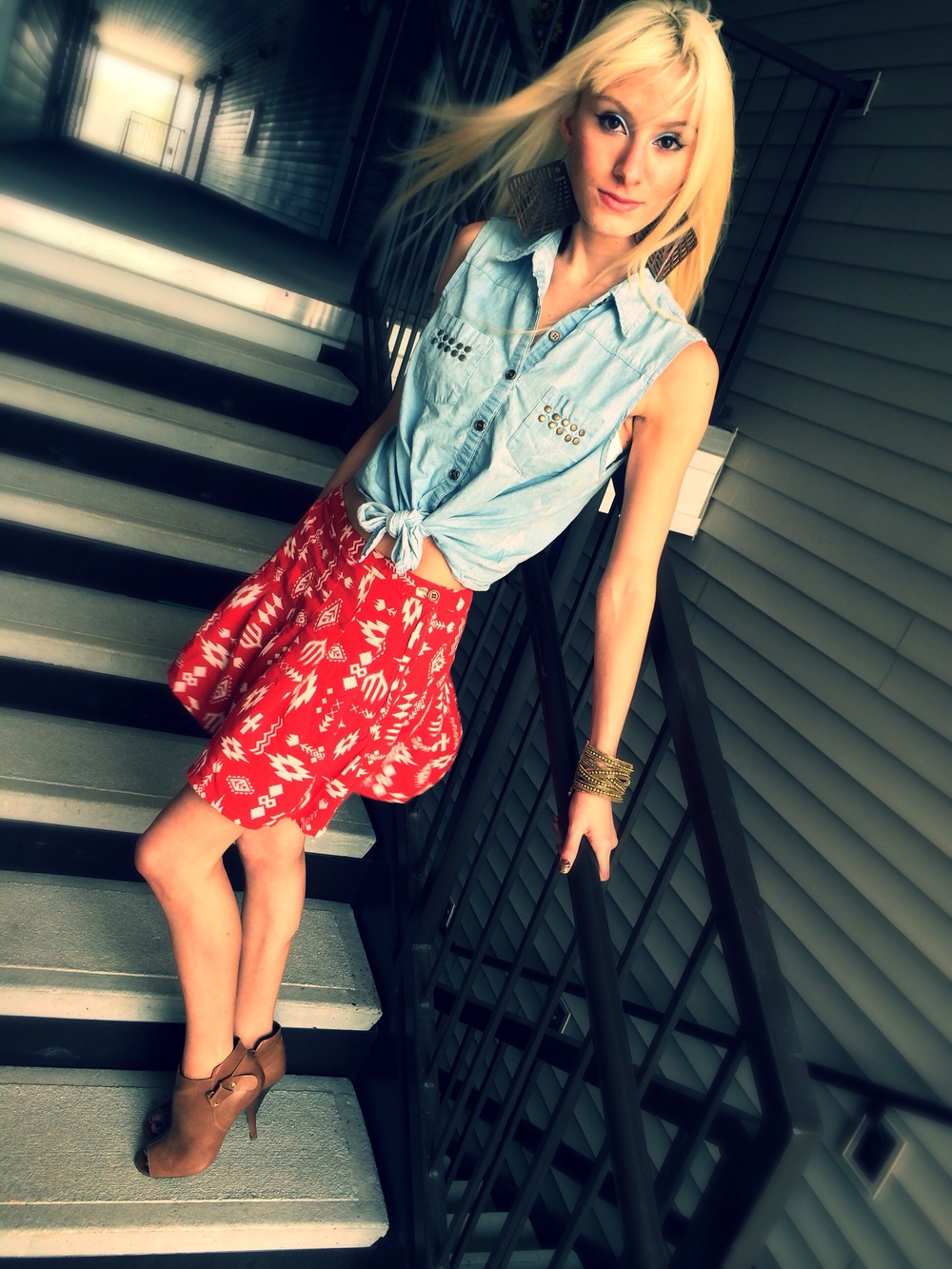 Fashion and lifestyle blogger Jessica Linn
