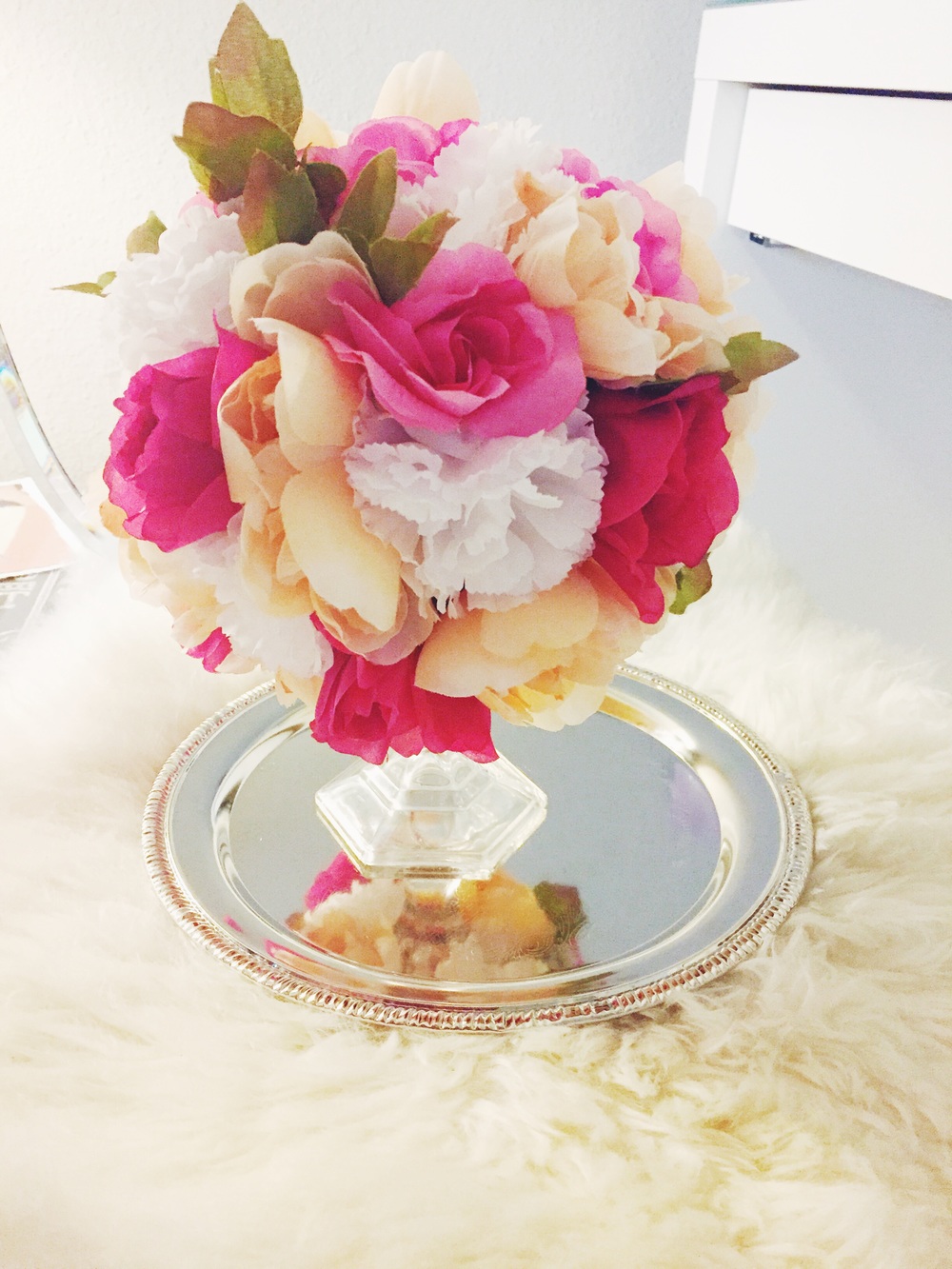 DIY Floral Sphere Center Piece | Dollar Tree Crafts | Linn Style by Cary North Carolina fashion and lifestyle blogger Jessica Linn.