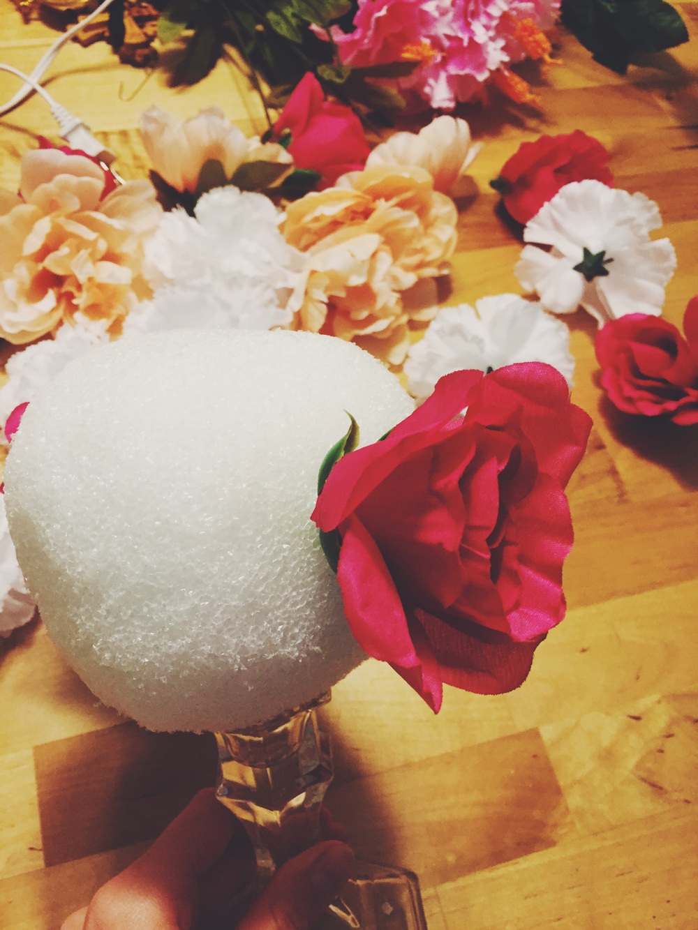 DIY Floral Sphere Center Piece | Dollar Tree Crafts | Linn Style by Cary North Carolina fashion and lifestyle blogger Jessica Linn.