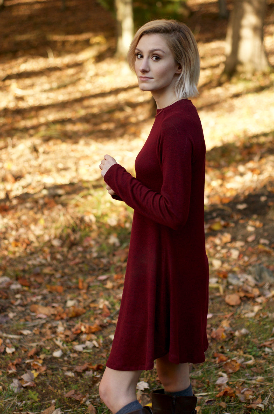 Maroon Dress Perfect For Fall! Cozy Fall Fashion Inspiration.