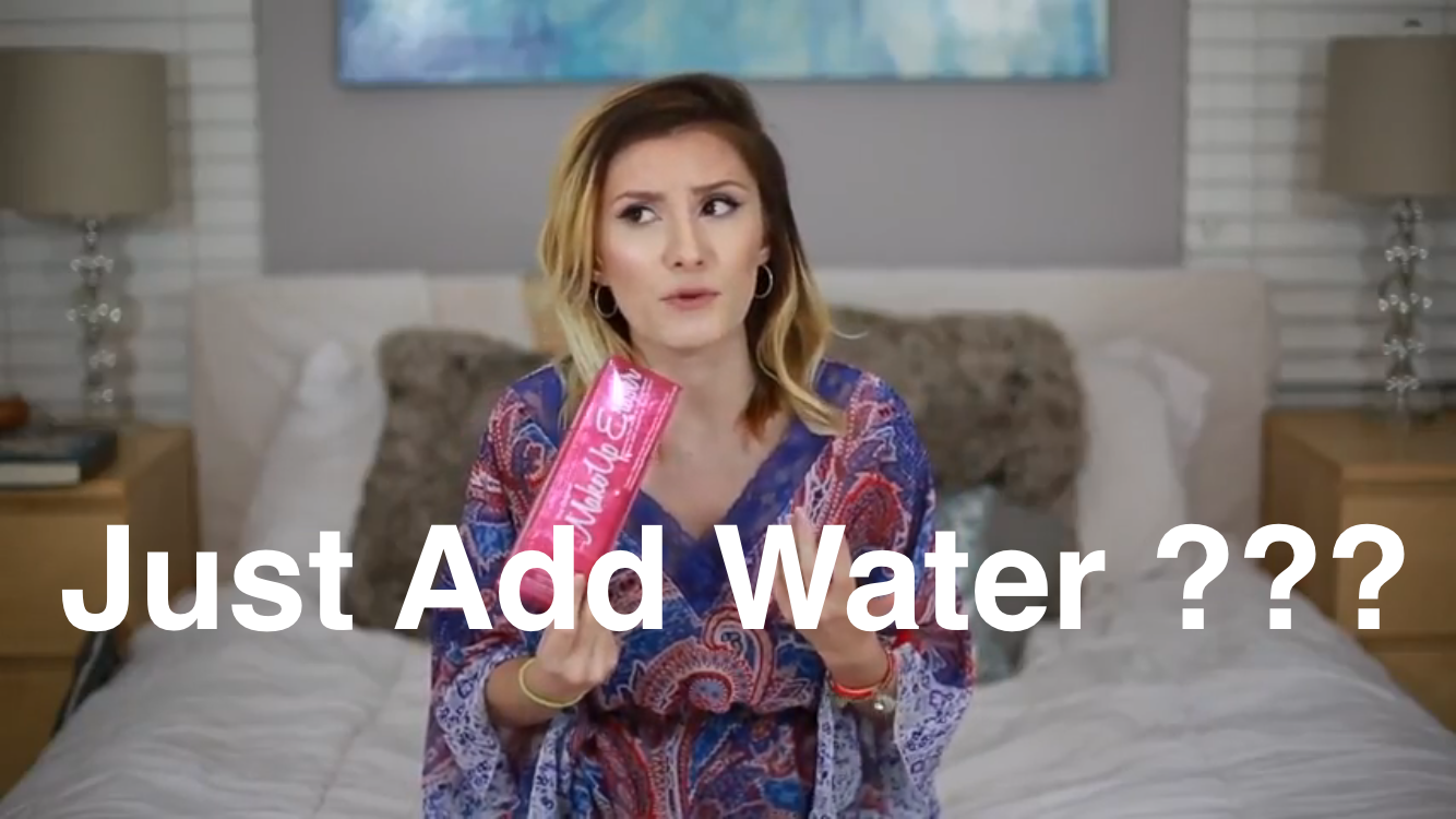 Lifestyle and fashion blogger and vlogger Jessica Linn from Linn Style sharing a review on her Youtube channel about the Makeup Eraser