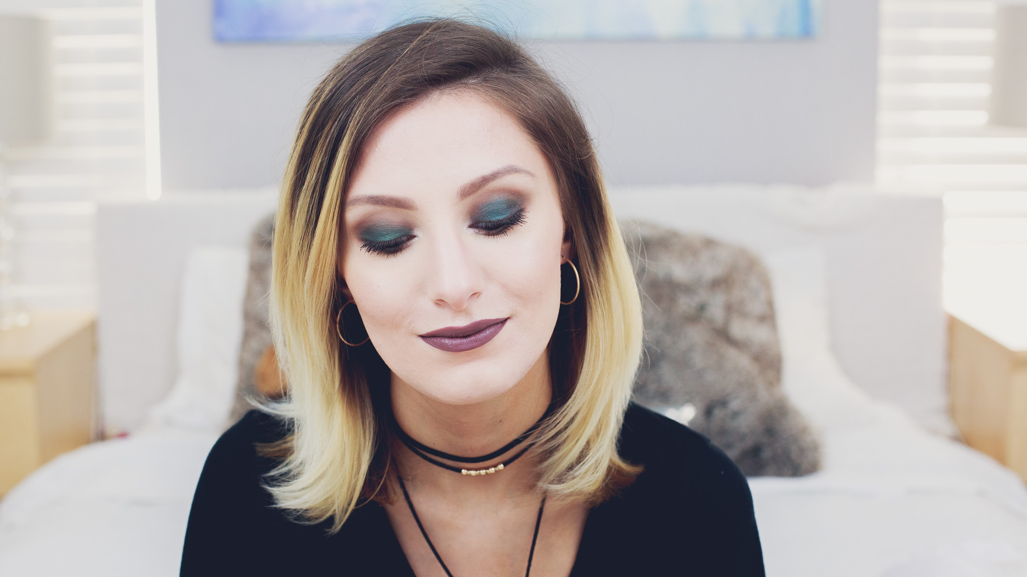 Linn Style by lifestyle, fashion, and beauty blogger / vlogger Jessica Linn sharing a green duochrome smoky eye makeup tutorial on her Youtube channel