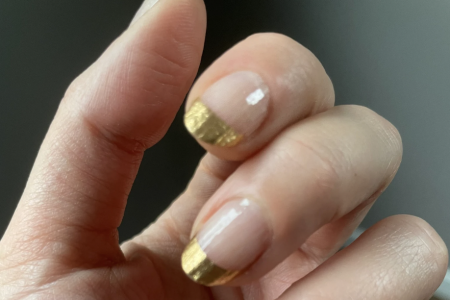 20 Cute French Tip Nails | Modern Takes on the Classic French Tip Gold tip nail wraps